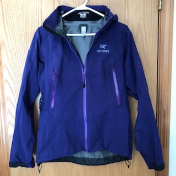 Arc'teryx Jackets & Blazers - New w/o tags Arc'teryx Beta AR Jacket Gore-Tex Pro Alpine Cycling Women Medium
